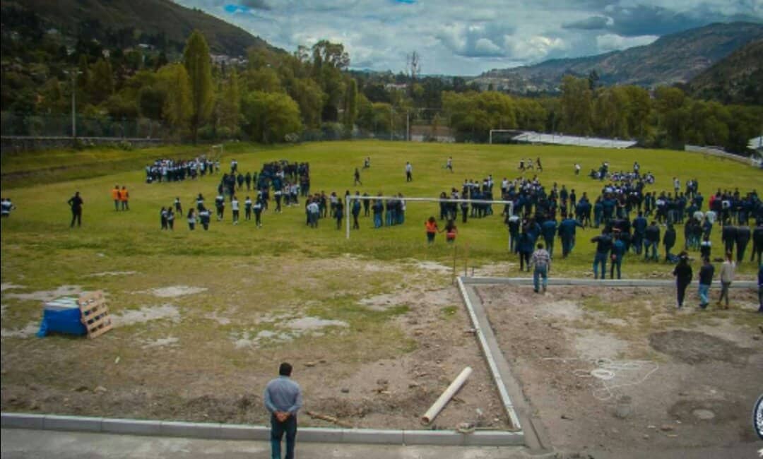 47230095_2219012465034966_2754544015062859776_n